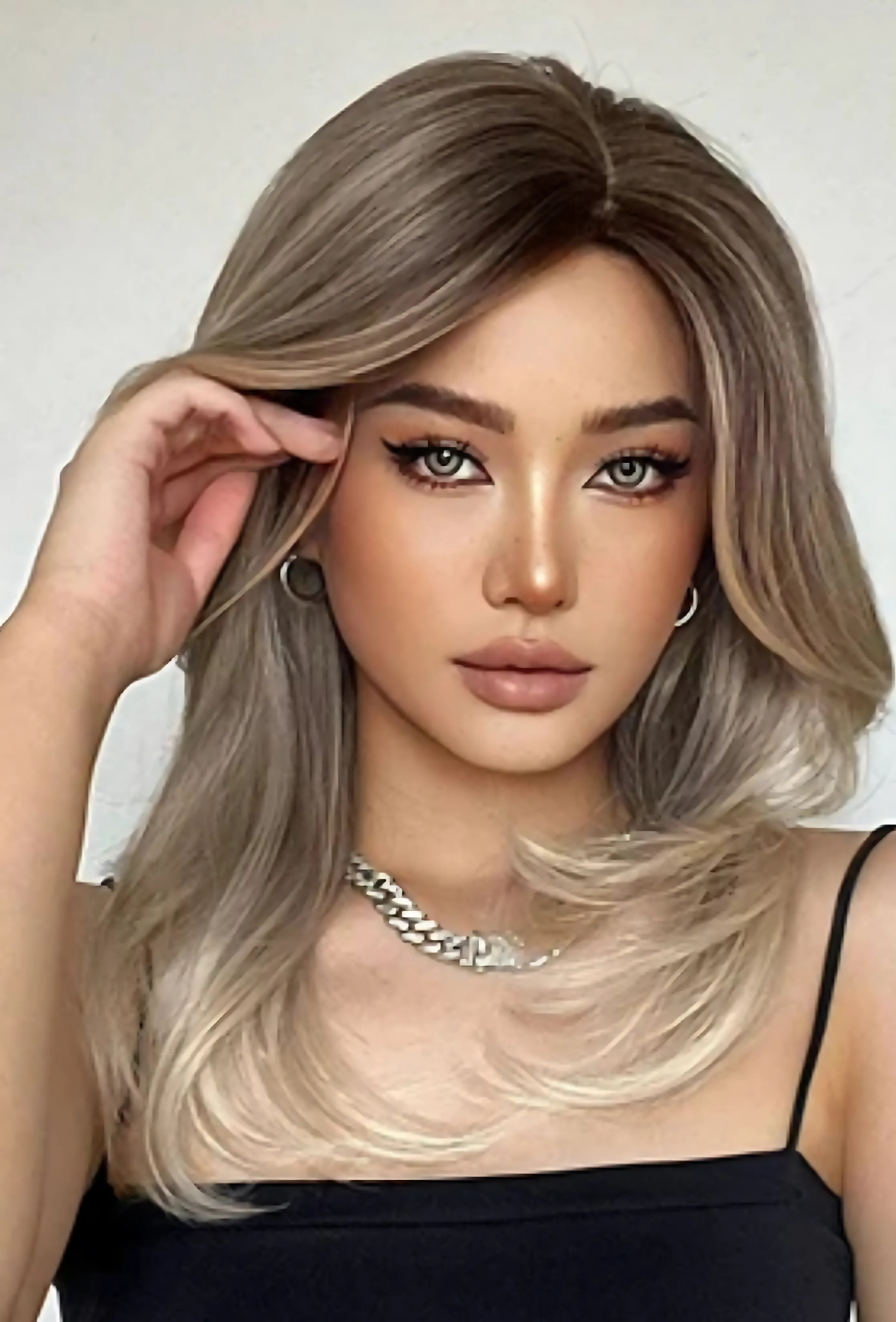 Platinum Horizon Synthetic Wig